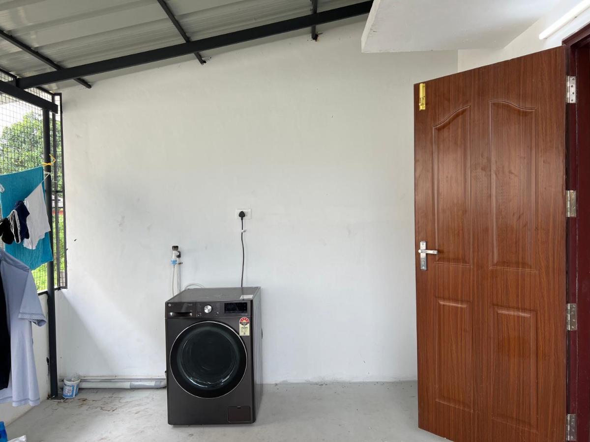 Villa Pullad Aranmula Esterno foto